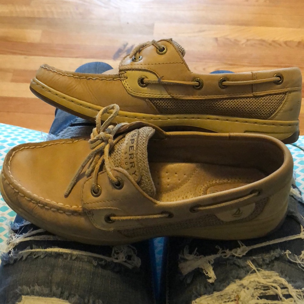 Sperry topsiders